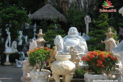 nơi nổi tiếng với những sản phẩm mỹ nghệ và đồ đá tinh xảo